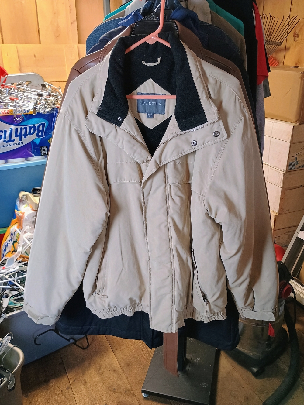 Covington Men’s Light Beige Zip-Front Raincoat with Dark Collar Bin 31